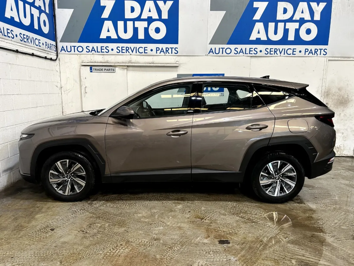 Hyundai Tucson AUTO COMFORT PLUS HEV 5DR - Image 4