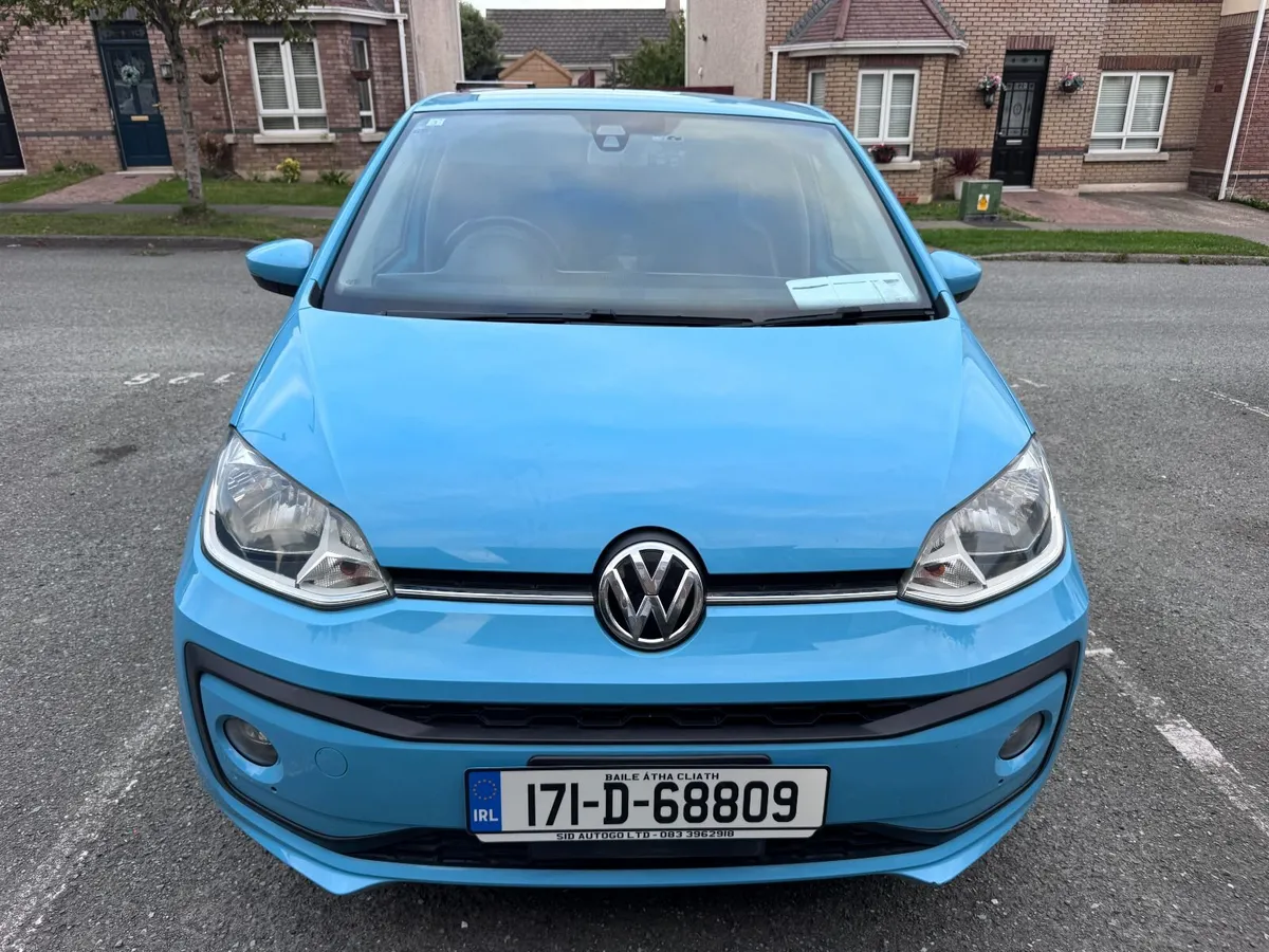 Volkswagen up! 2017 - Image 1