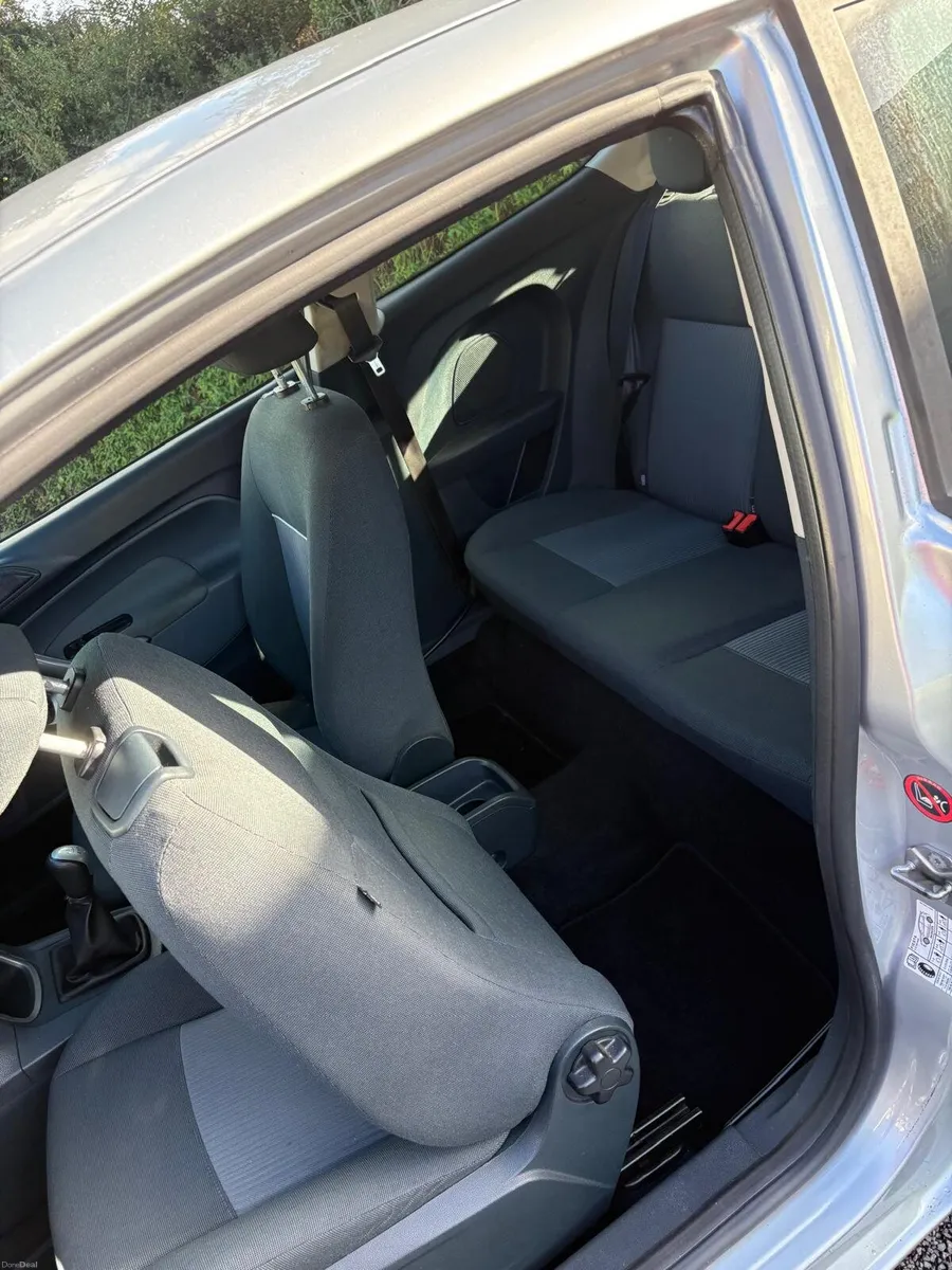 Ford fiesta Low Mileage - Image 4