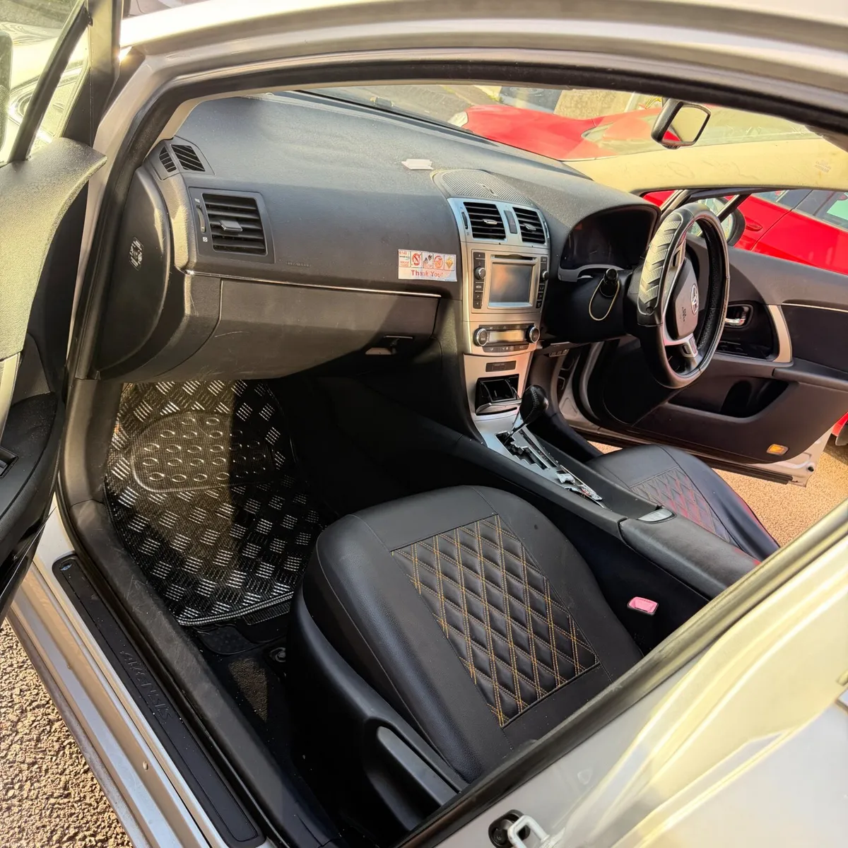 Toyota Avensis 2014 - Image 1
