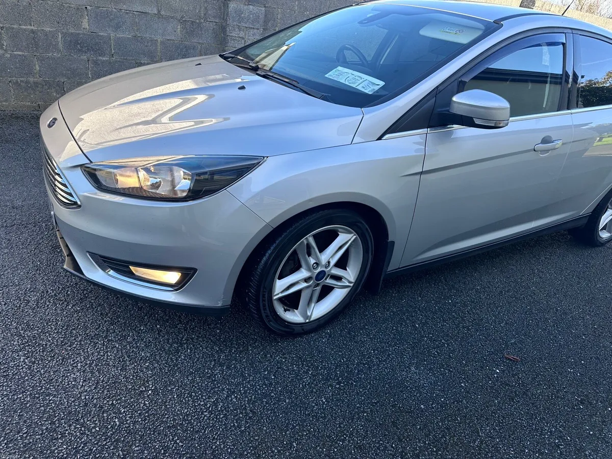 Car - Image 2