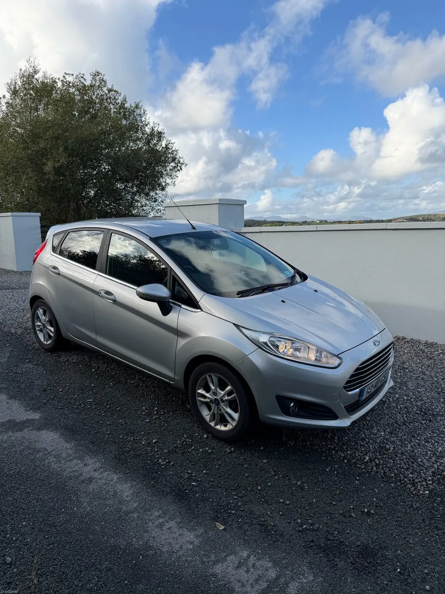 Ford Fiesta - Image 2