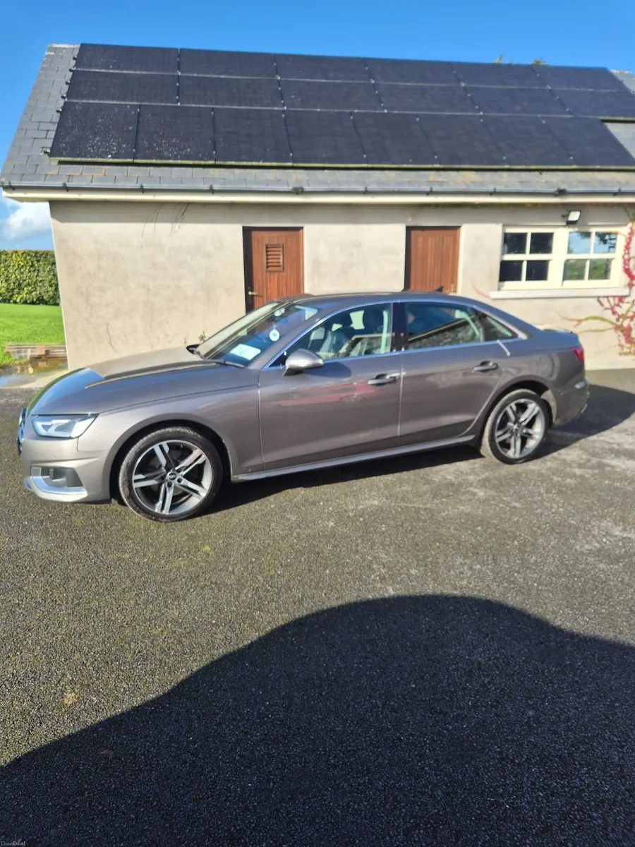 Audi A4 2021 - Image 2