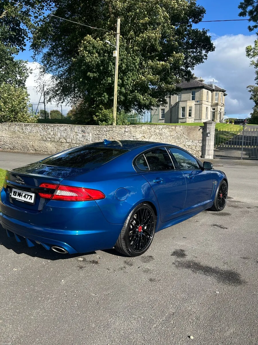 151 Jaguar XF R-Sport Black Edition 2.2d 245bhp - Image 3