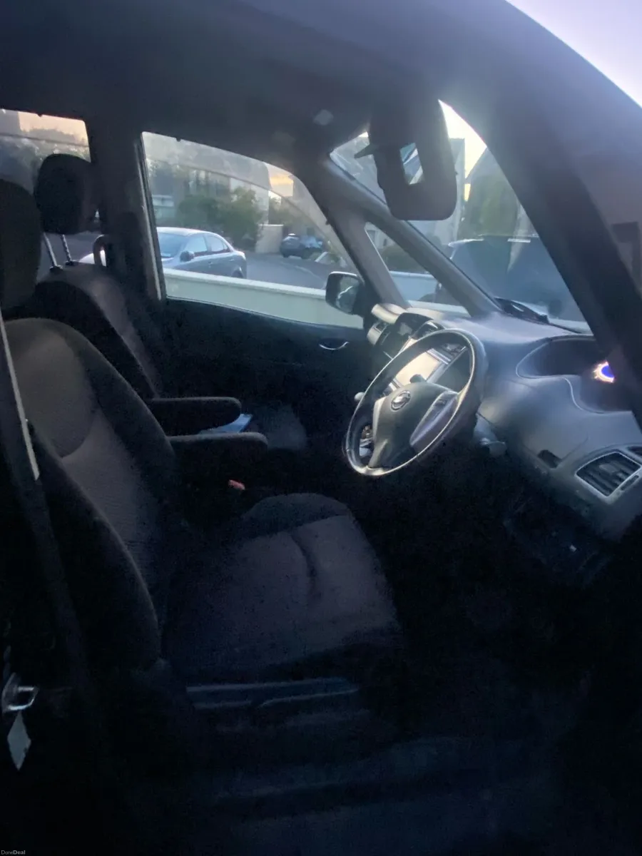 Nissan Serena 2013 - Image 4