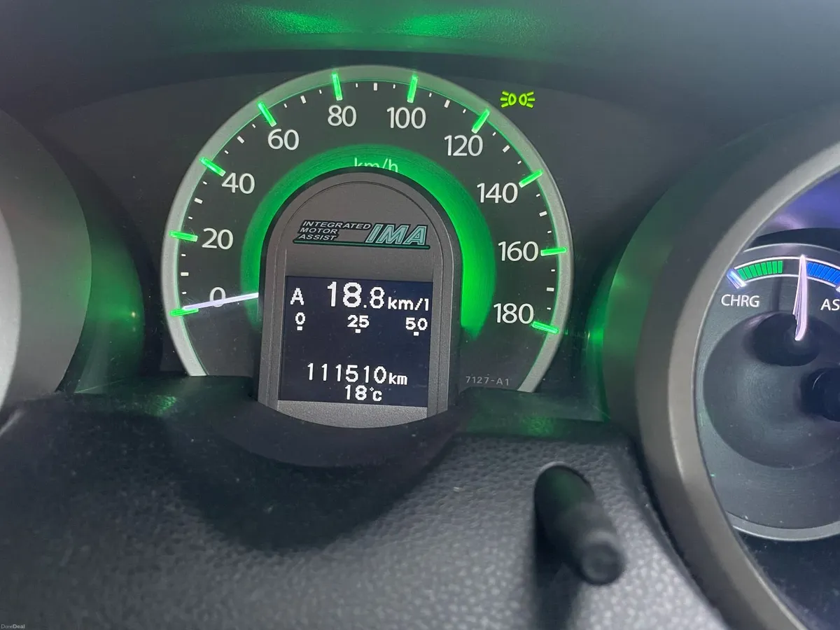 2011 Honda Fit - LOW MILEAGE (111k km) - Image 2