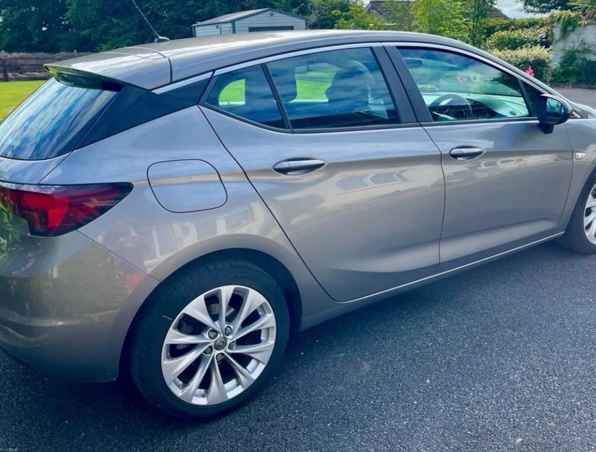 Opel Astra - Image 2