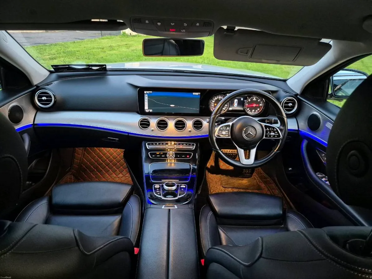 MERCEDES E CLASS 2019 - Image 6