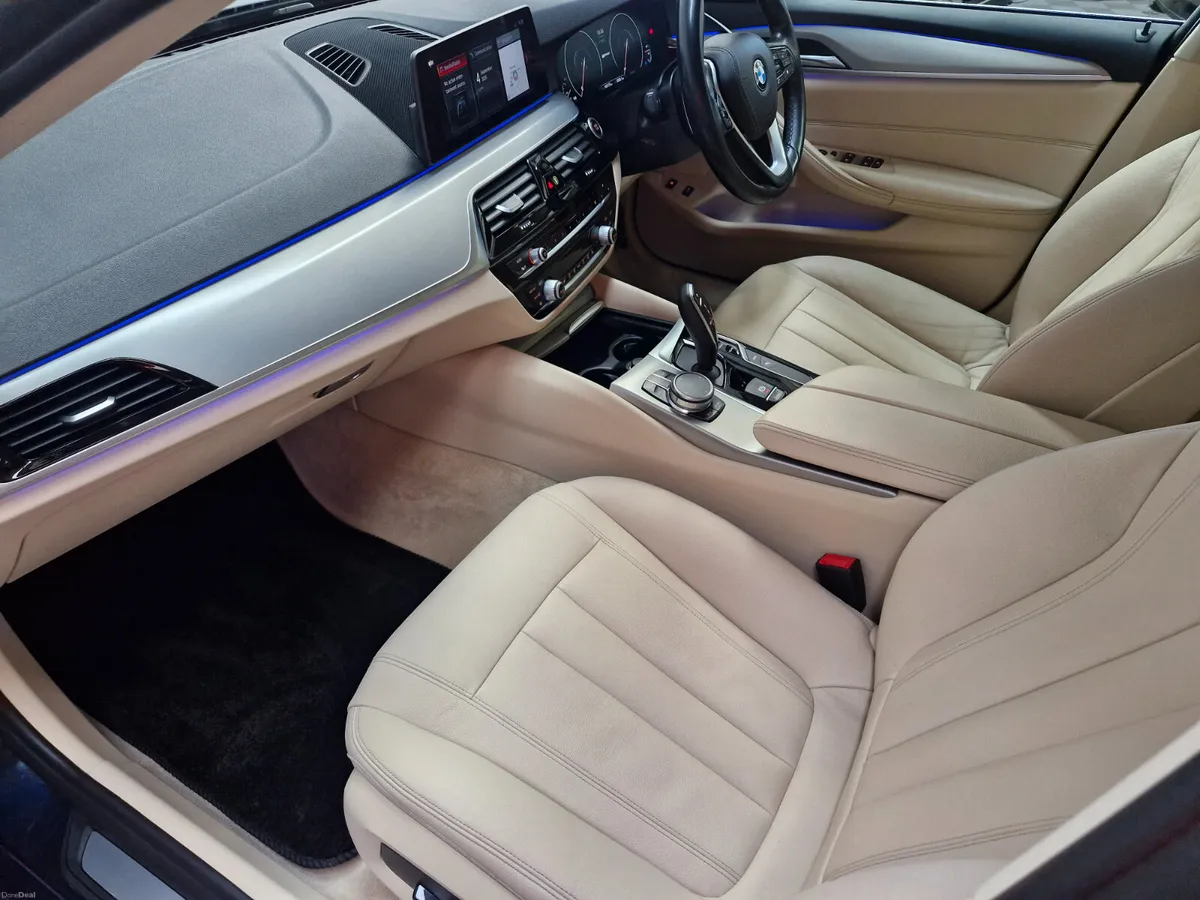 182 530E PLUG IN HYBRID - Image 5