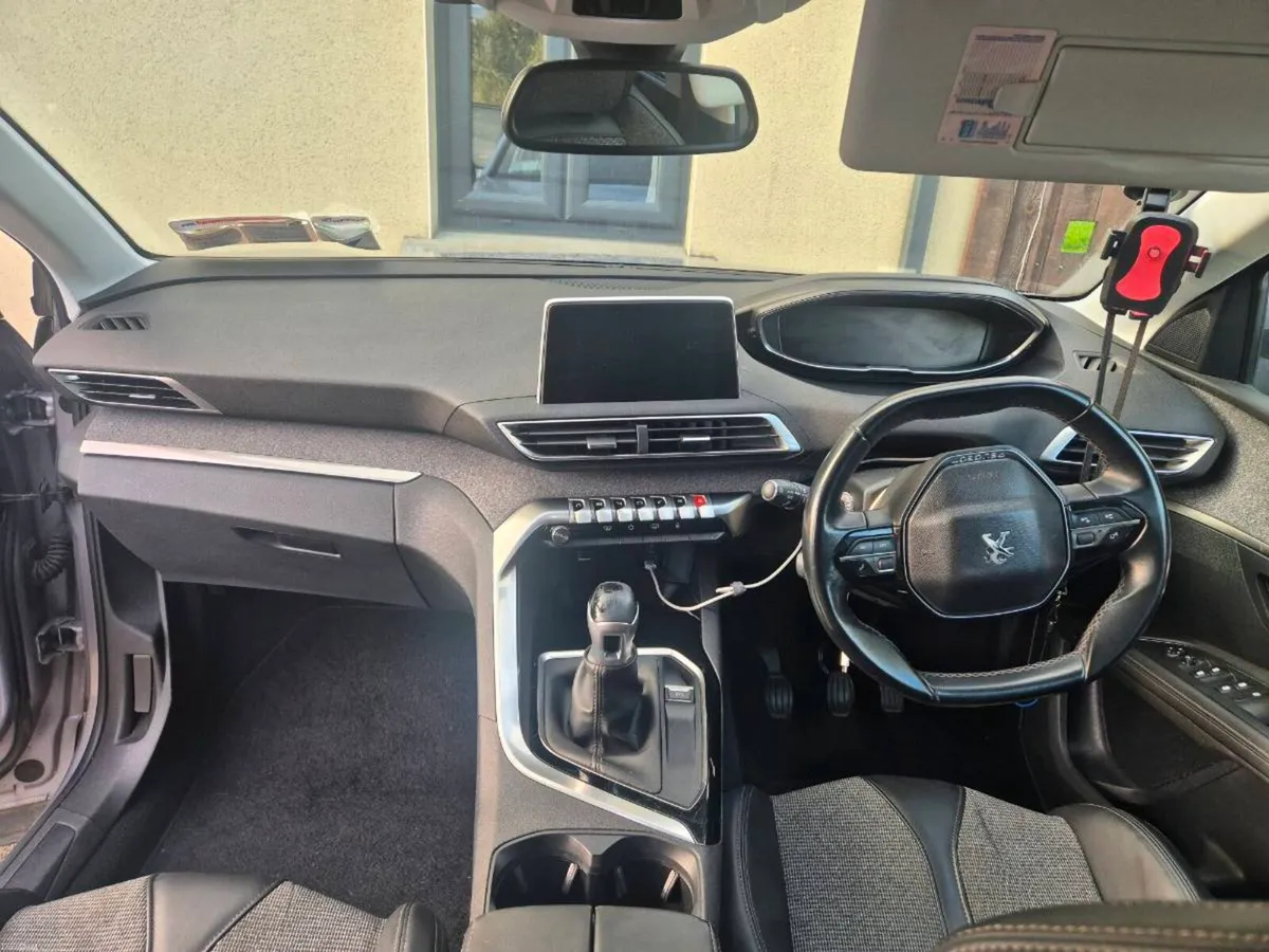 Peugeot 5008 - Image 4