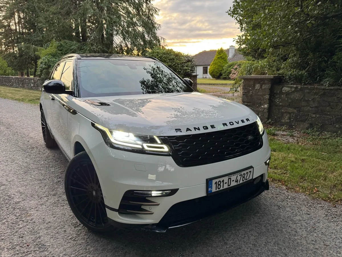 18 Range Rover Velar R-Dynamic - Image 1
