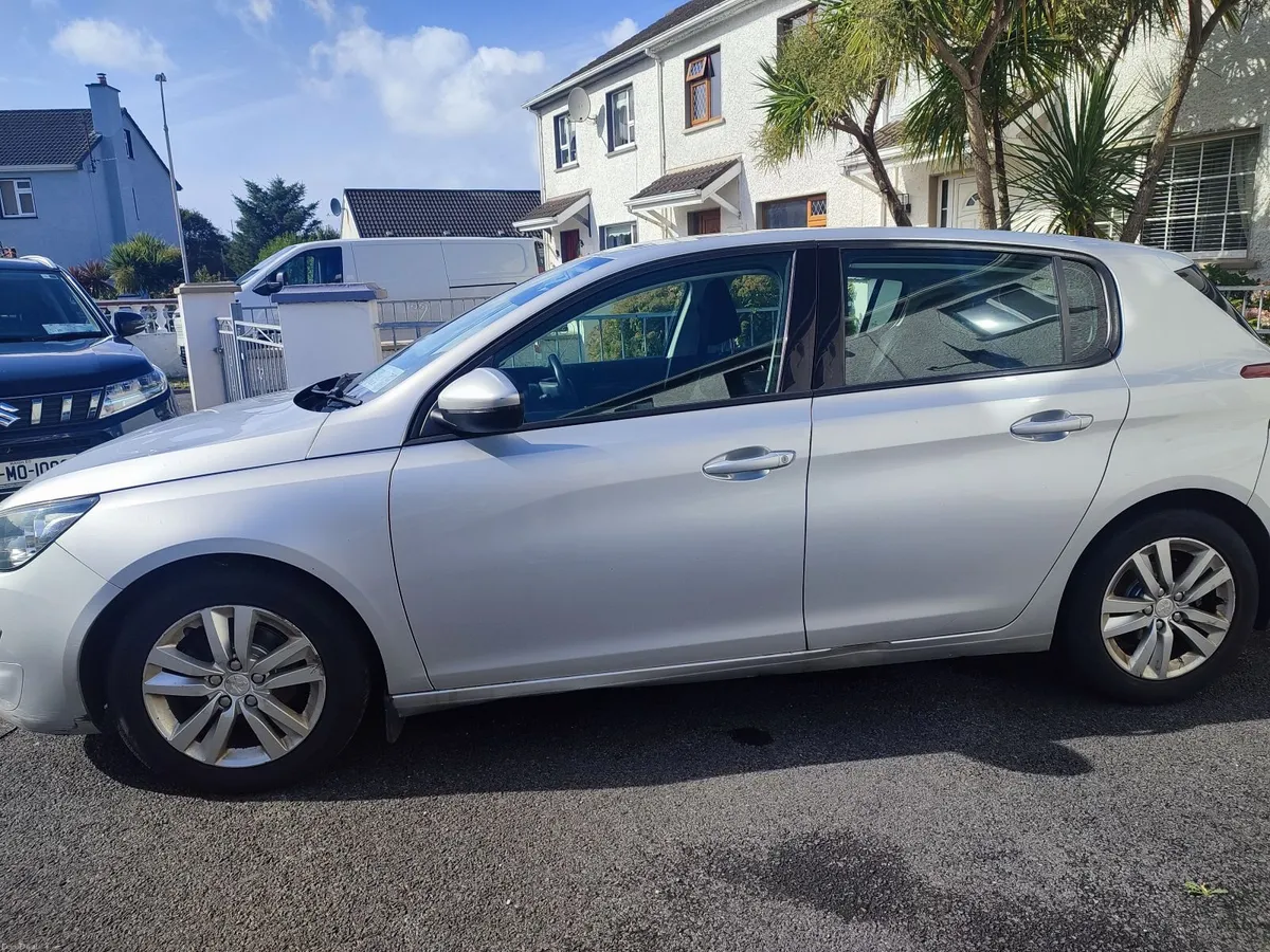 Peugeot 308 2015 - Image 6