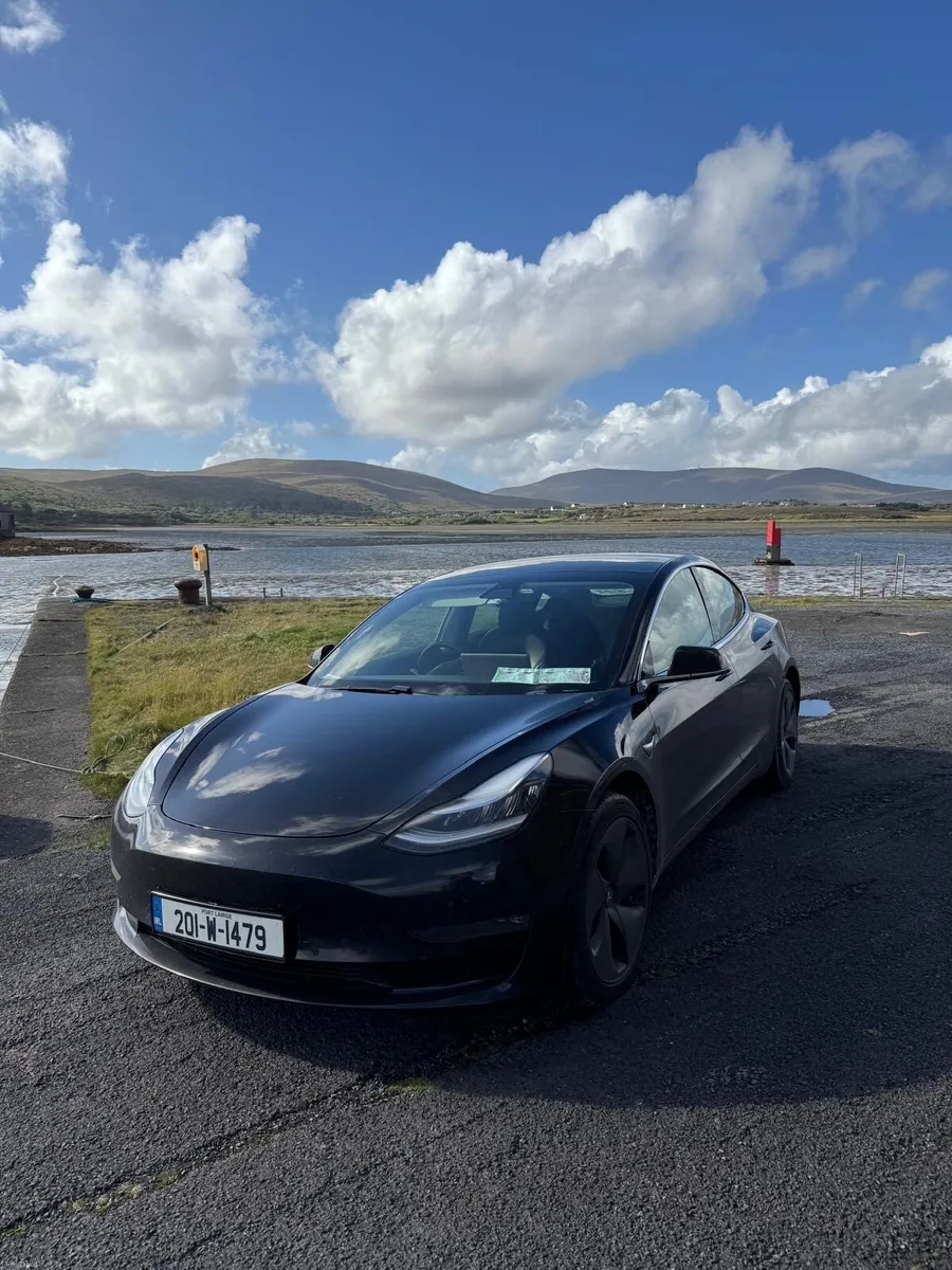 Tesla Model 3 - Image 1