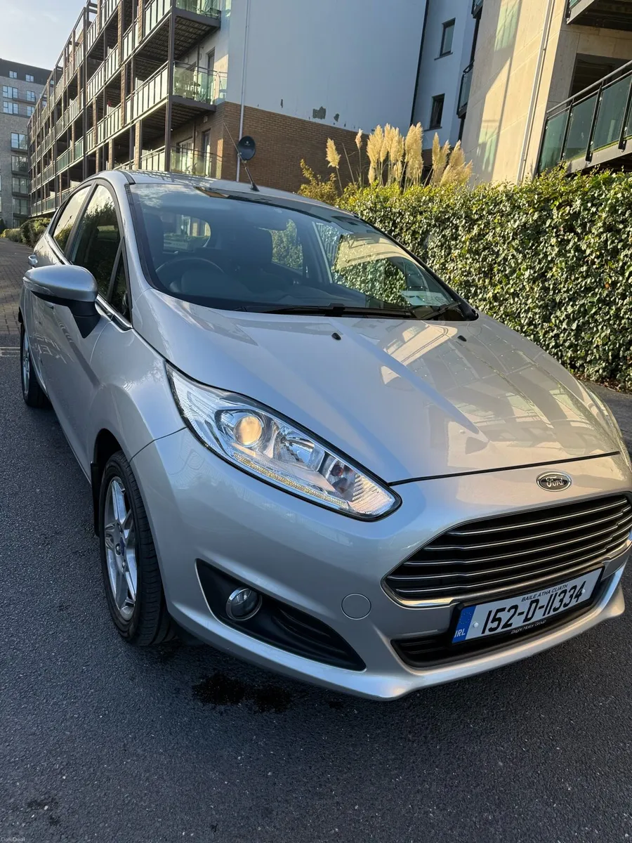 Ford Fiesta Titanium 1.2 VERY LOW MILEAGE 41KM - Image 5