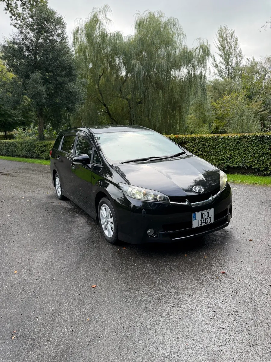 2010 TOYOTA WISH 1.8 PETROL AUTOMATIC - Image 1
