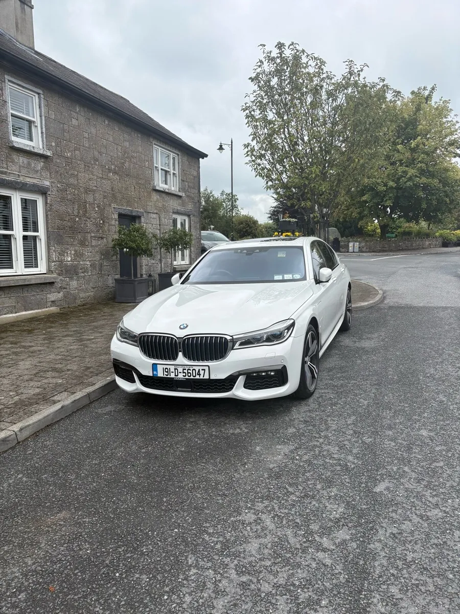 BMW 740e Msport - Image 2