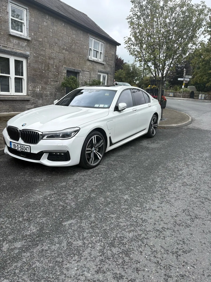BMW 740e Msport - Image 4