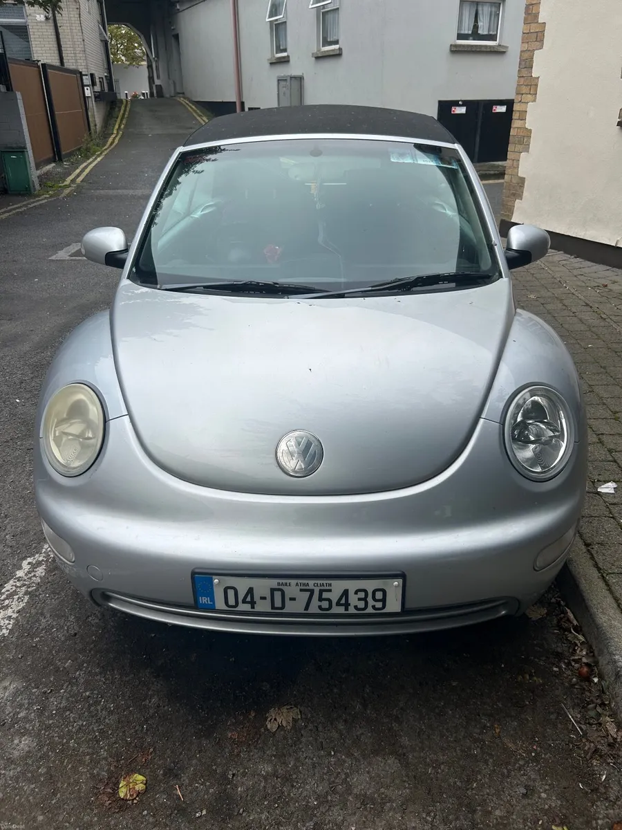 Volkswagen Beetle 2004 - Image 1