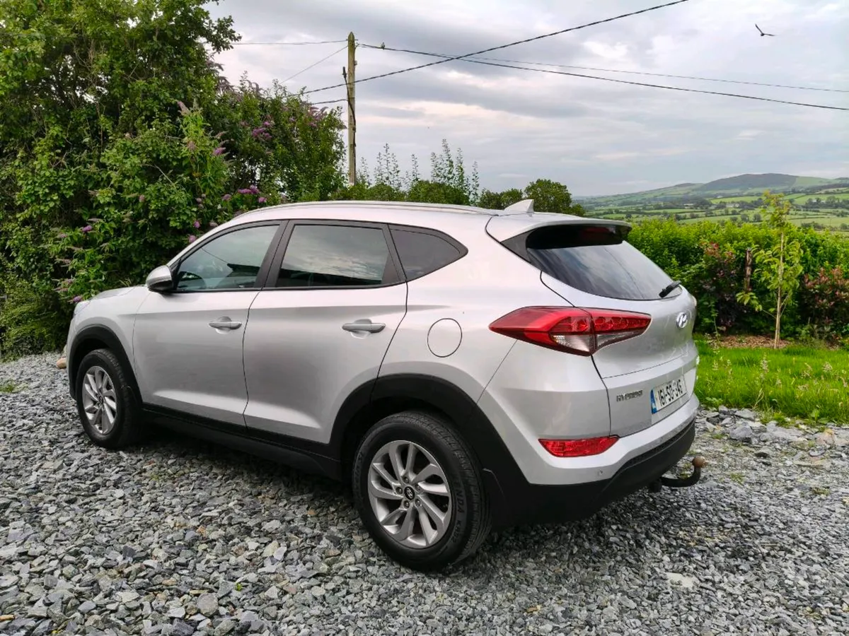 Tucson Executive 2.0 AWD - Image 5