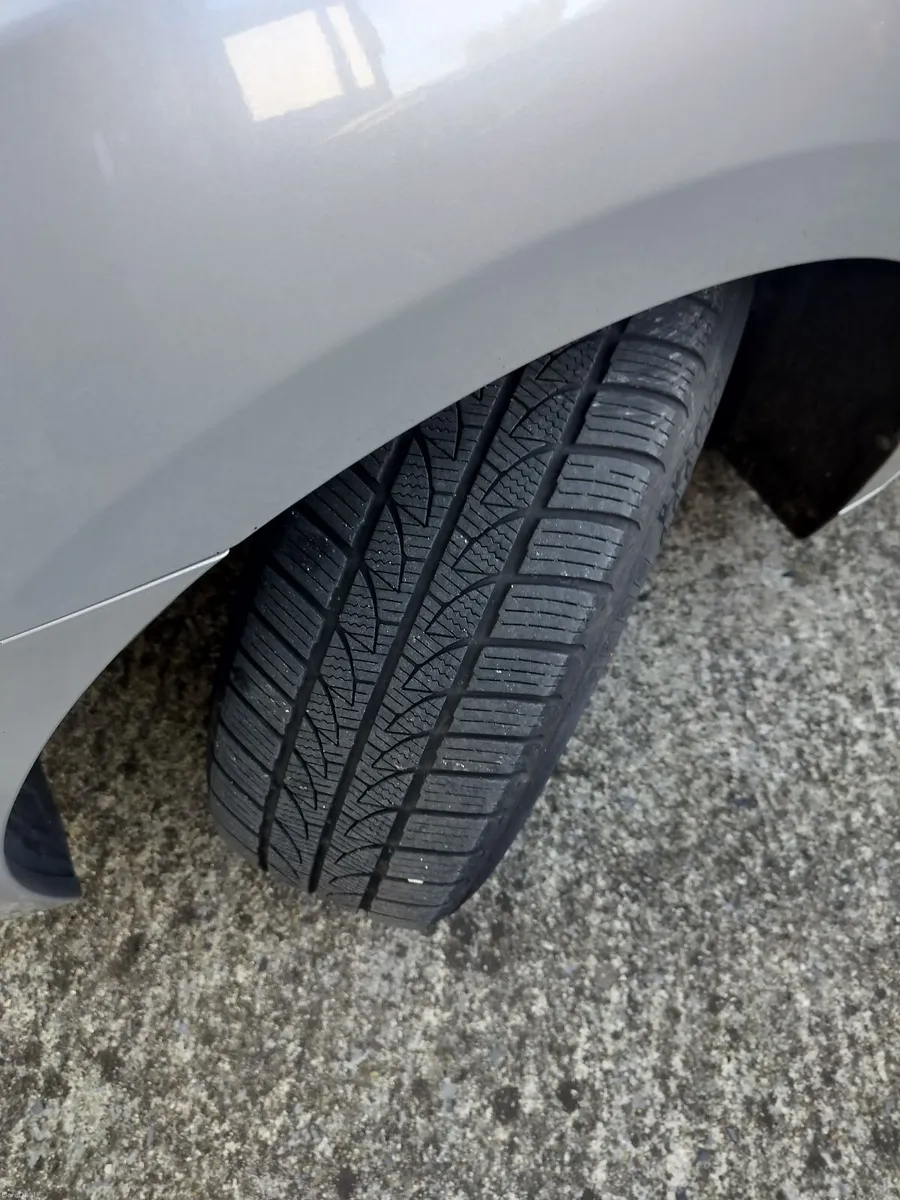 Hyundai i40 2014 - Image 2