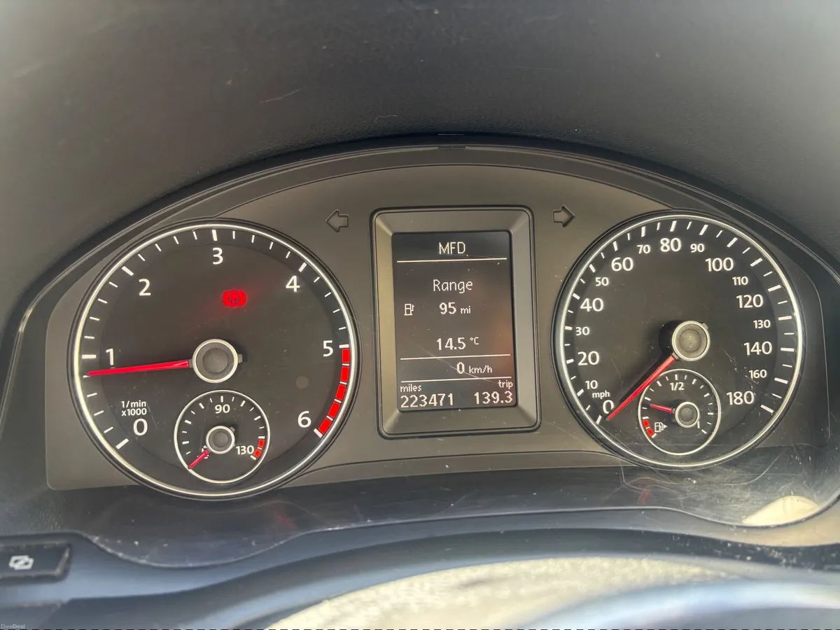Volkswagen Scirocco 2012 - Image 2