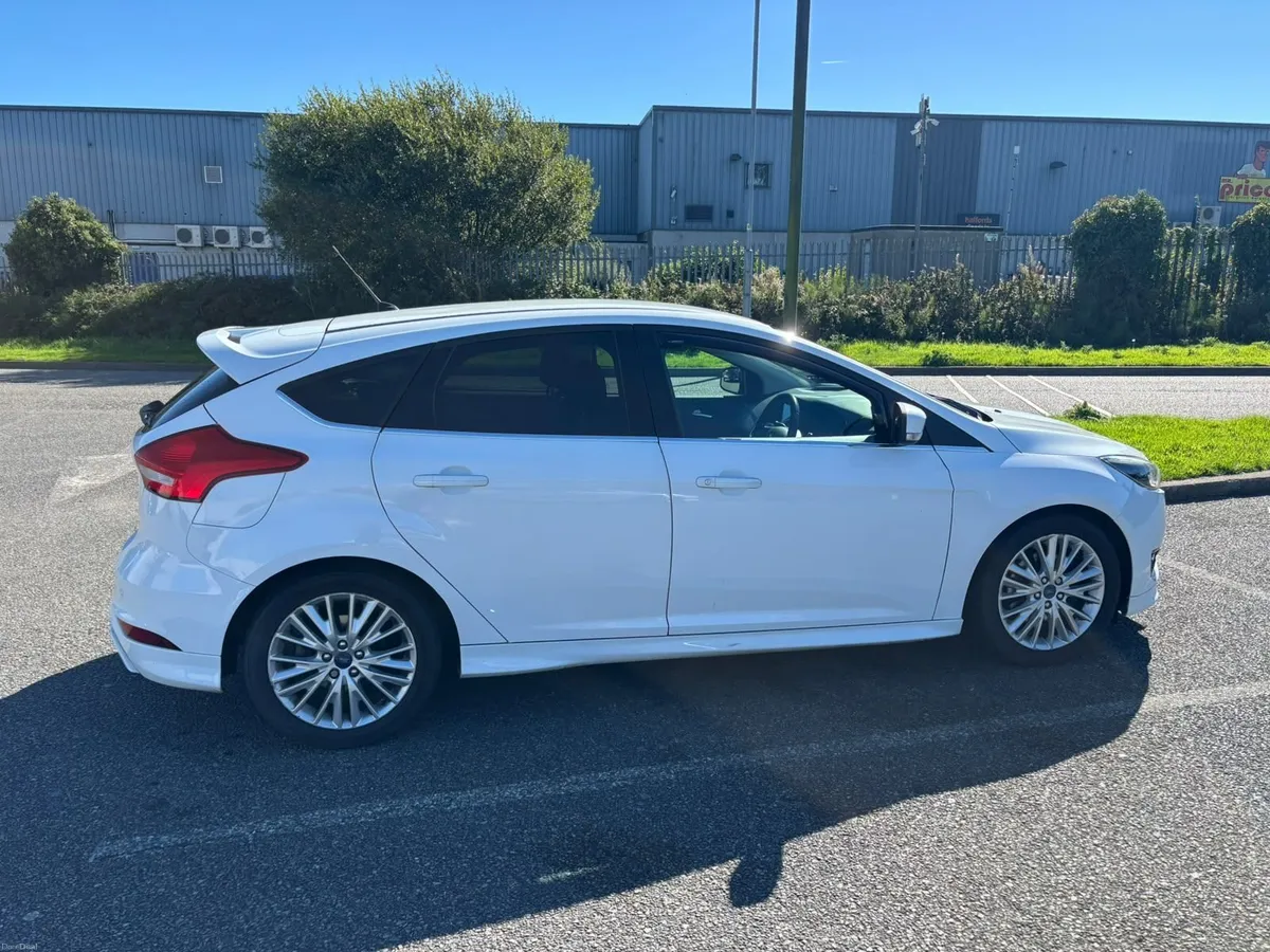 Ford Focus 2016 - Image 5