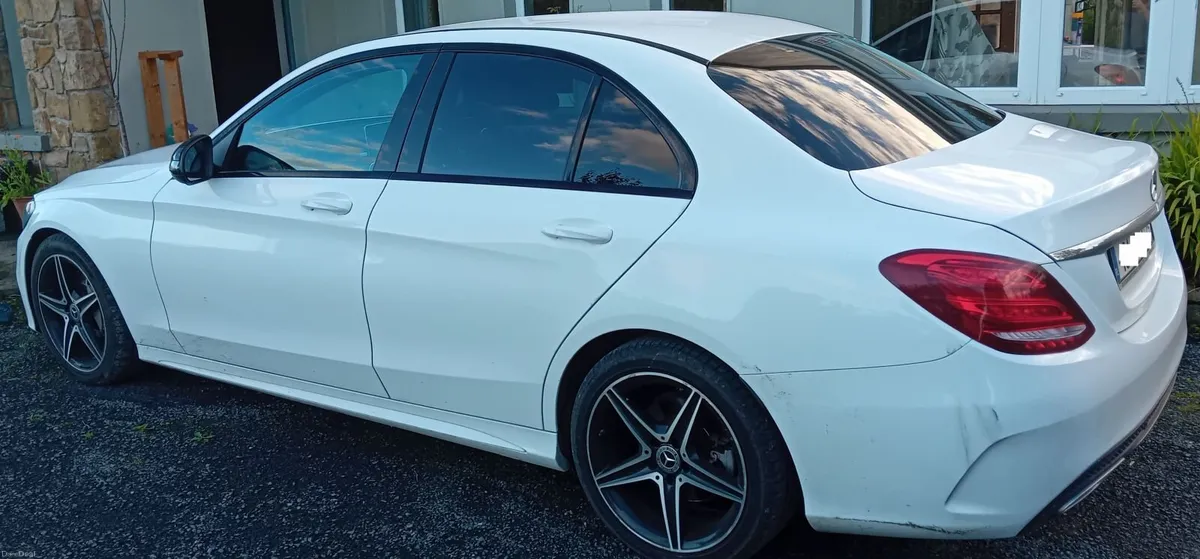 Mercedes-Benz C-Class AMG Line 4DR Auto - Image 3