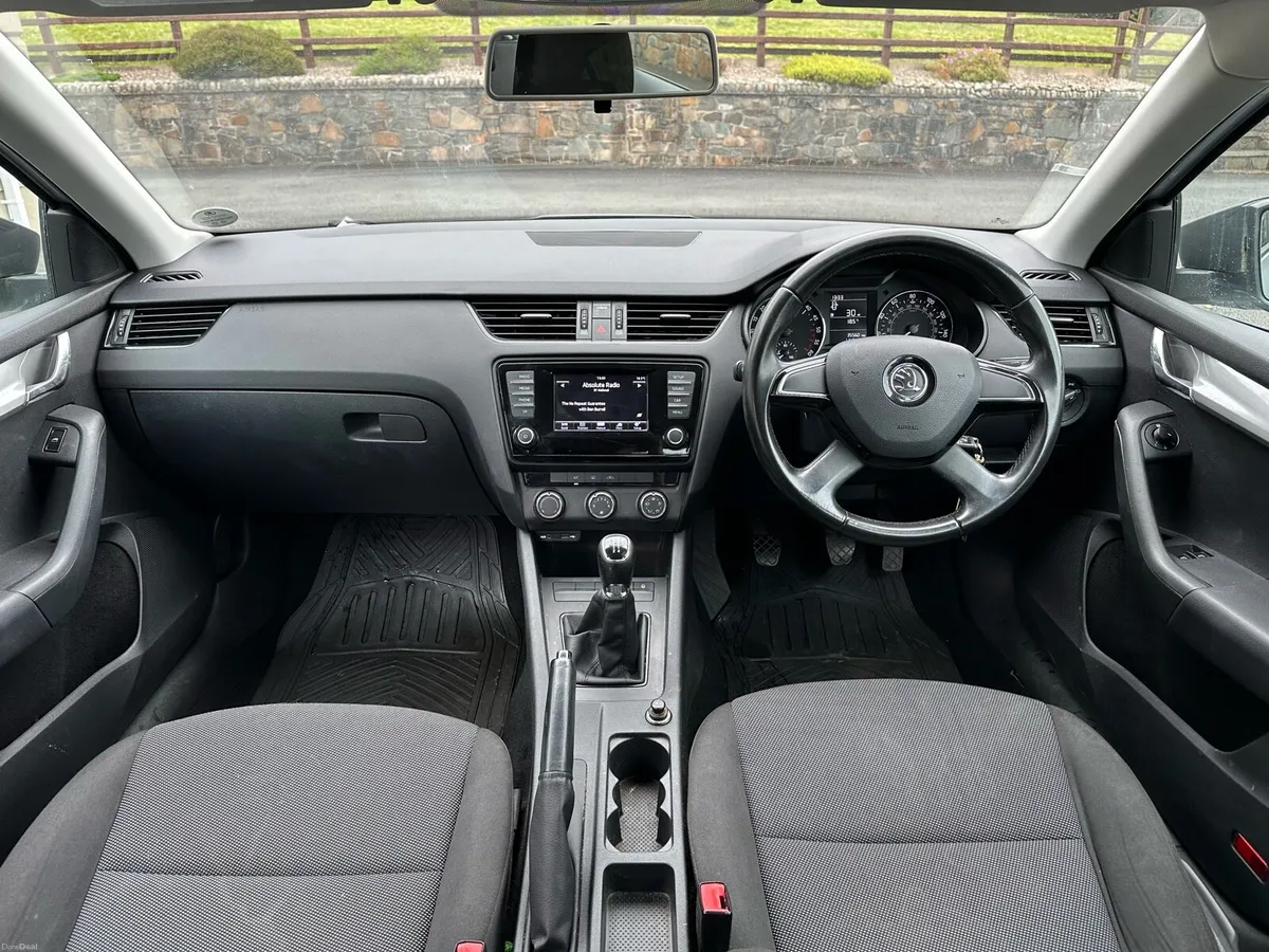 2014 Skoda Octavia - Image 5