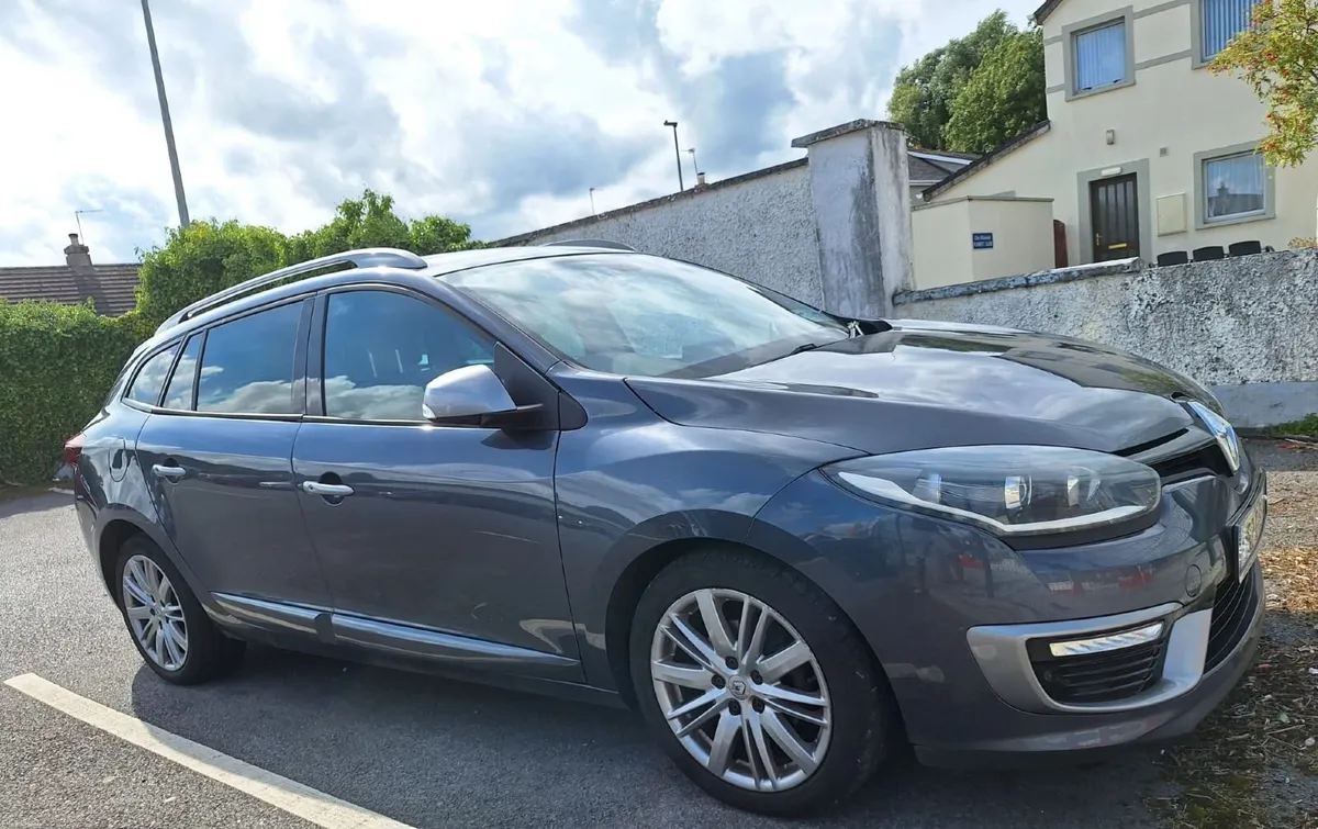 Renault Megane 2015 - Image 1