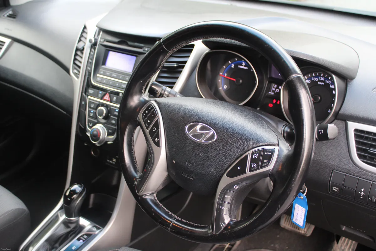 2016 HYUNDAI i30 SE 1.6 CRDI 5dr. - Image 1