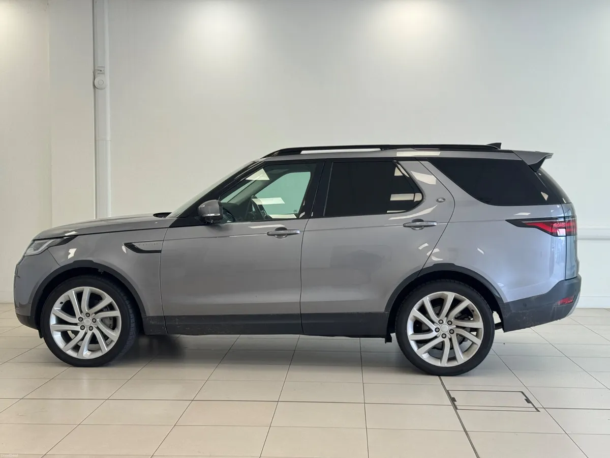 Land Rover Discovery commercial  2023 - Image 3