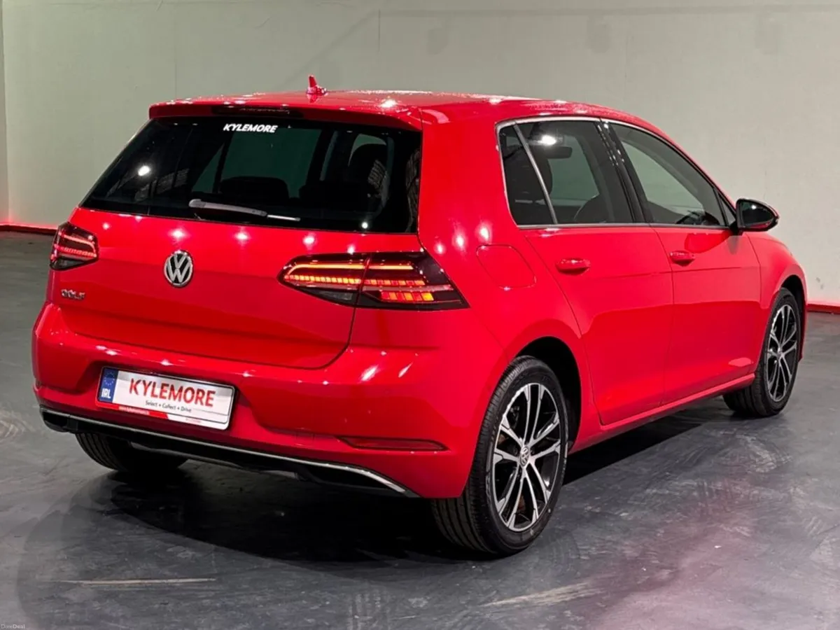 Volkswagen Golf 1.2 AUTOMATIC TSI COMFORT LINE - D - Image 3