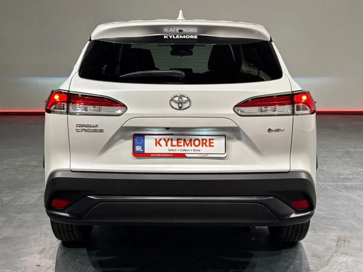 Toyota Corolla Cross HYBRID 1.8 AUTOMATIC SUV - CR - Image 4