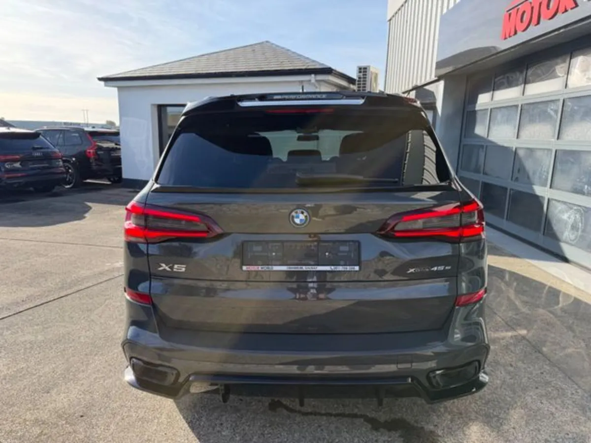 BMW X5 XDRIVE45E M SPORT PRO & TECH PLUS - Image 3