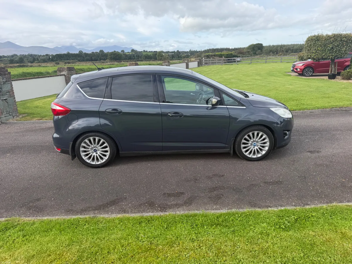 Ford C-Max TITANIUM  X - Image 6