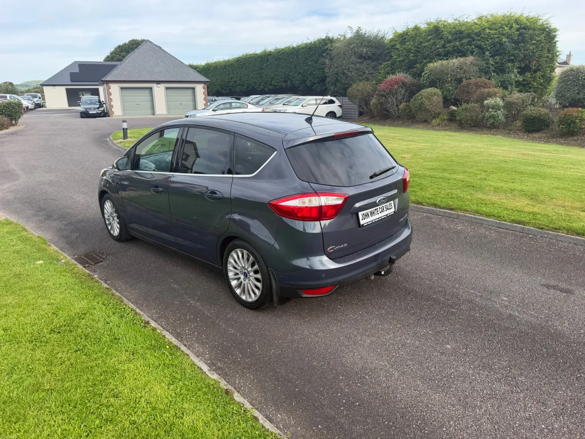 Ford C-Max TITANIUM  X - Image 3