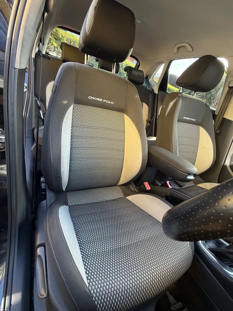2012 Volkswagen Cross Polo 1.2 - Image 5