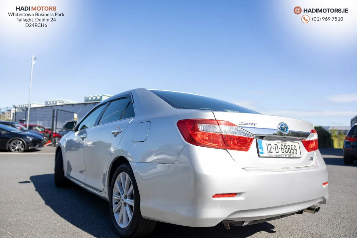 Toyota Camry Hybrid 2012 - Image 5