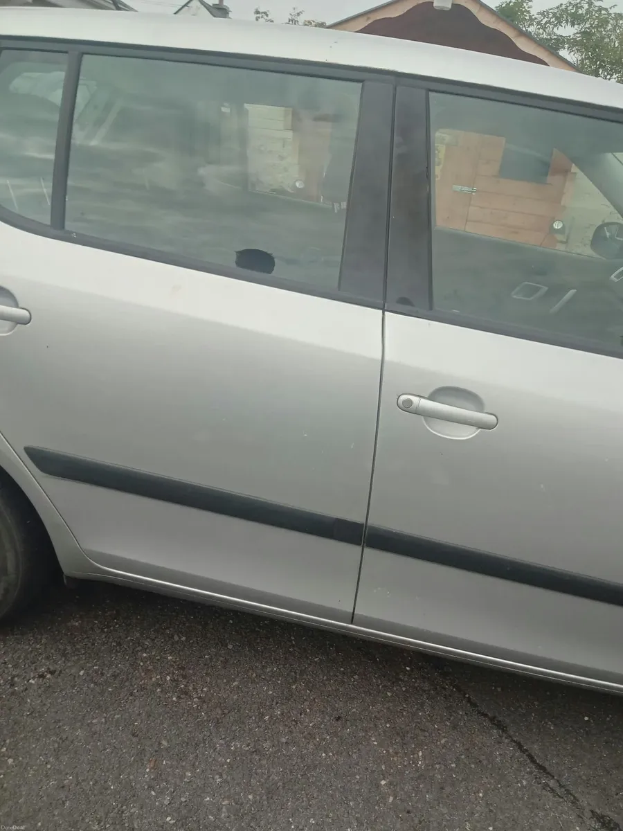 Skoda Fabia 2008 - Image 3