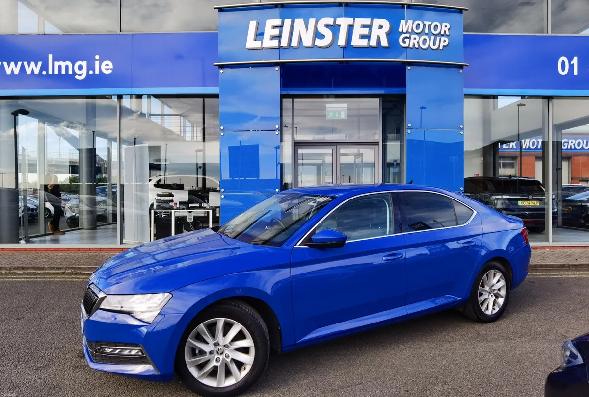 SKODA SUPERB 1.4 IV SE TECHNOLOGY DSG AUTO PHEV - Image 1