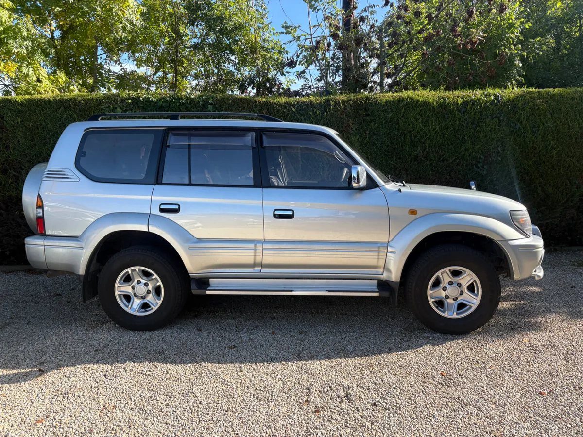 Toyota Land Cruiser 1999 “ Prado” 8 seater AUTOMAT - Image 3