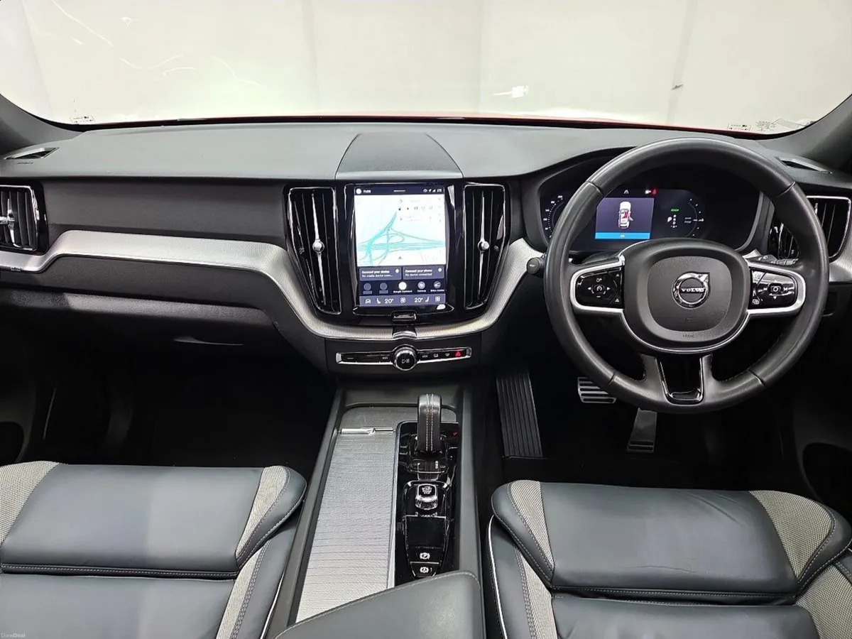 Volvo XC60 PHEV T6 (340hp) R-Design AWD - Image 3