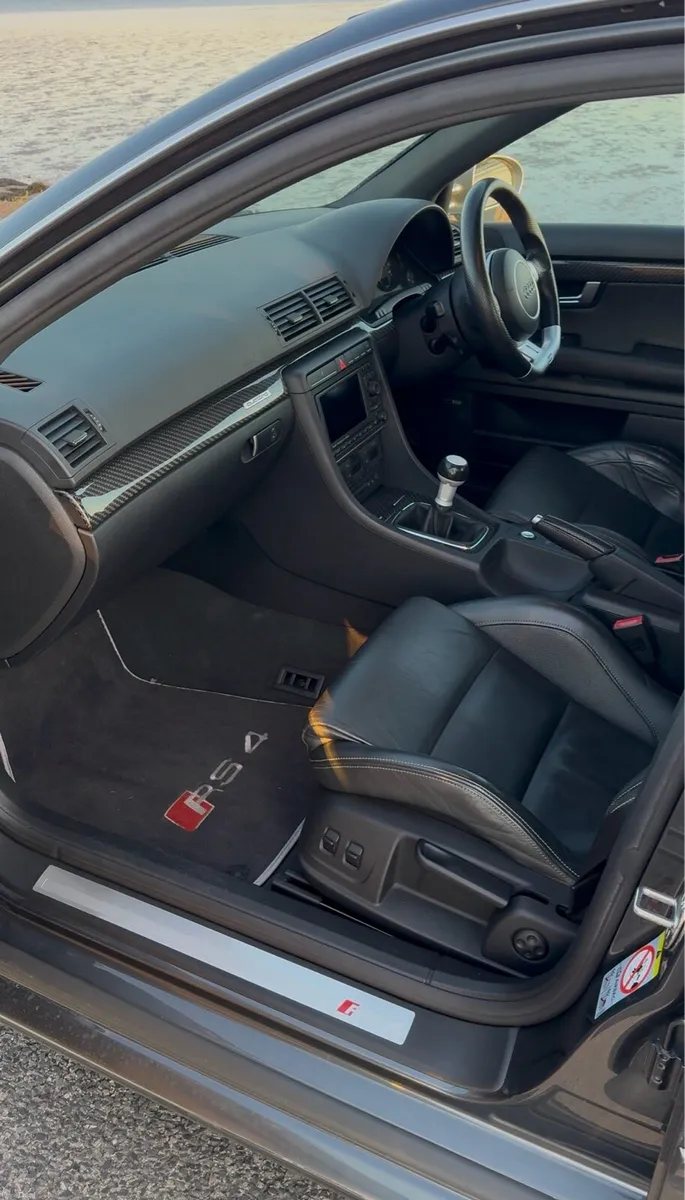 Audi rs4 - Image 3