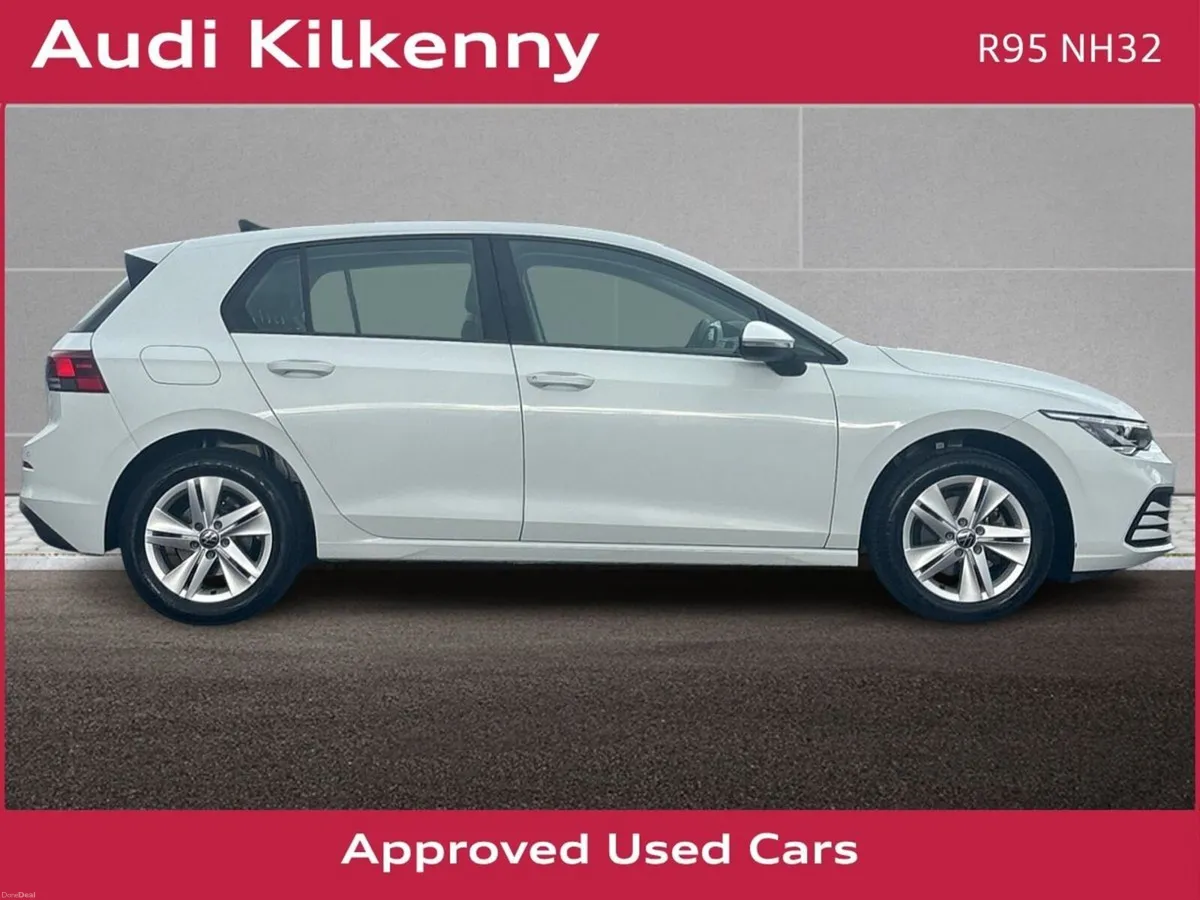 Volkswagen Golf LIFE 1.0 TSI 110 BHP 5DR *1 OWENER - Image 5