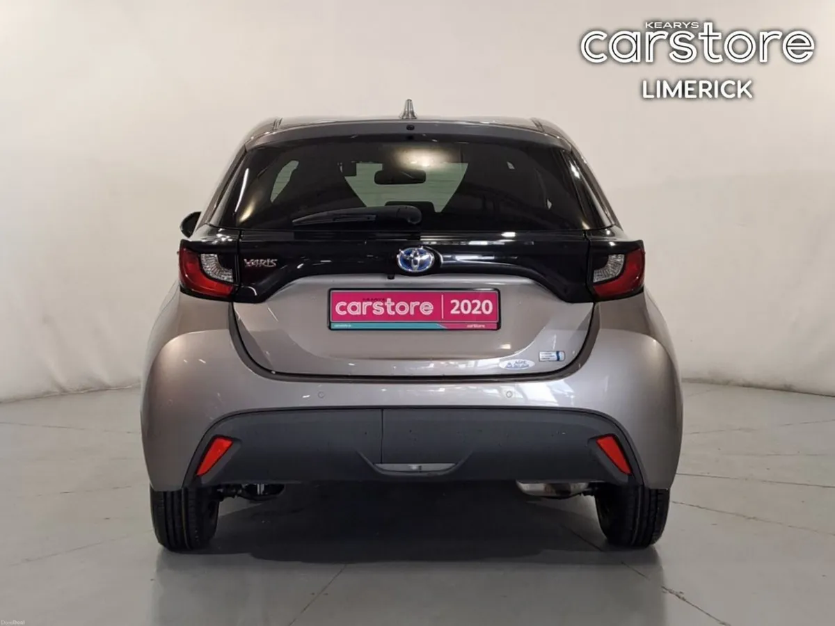 Toyota Yaris 1.5 - Image 4