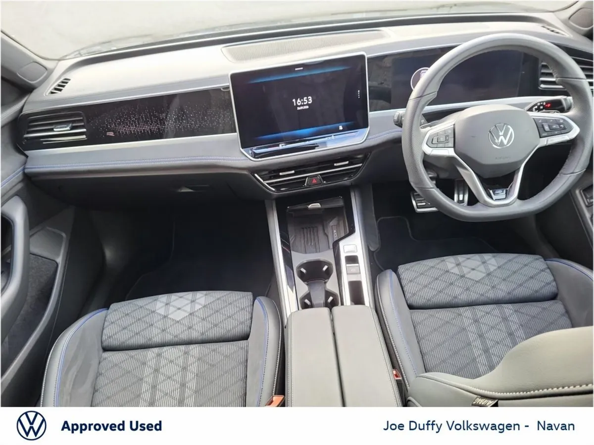 Volkswagen Passat R-LINE 1.5TSI PHEV AUTO - Image 2