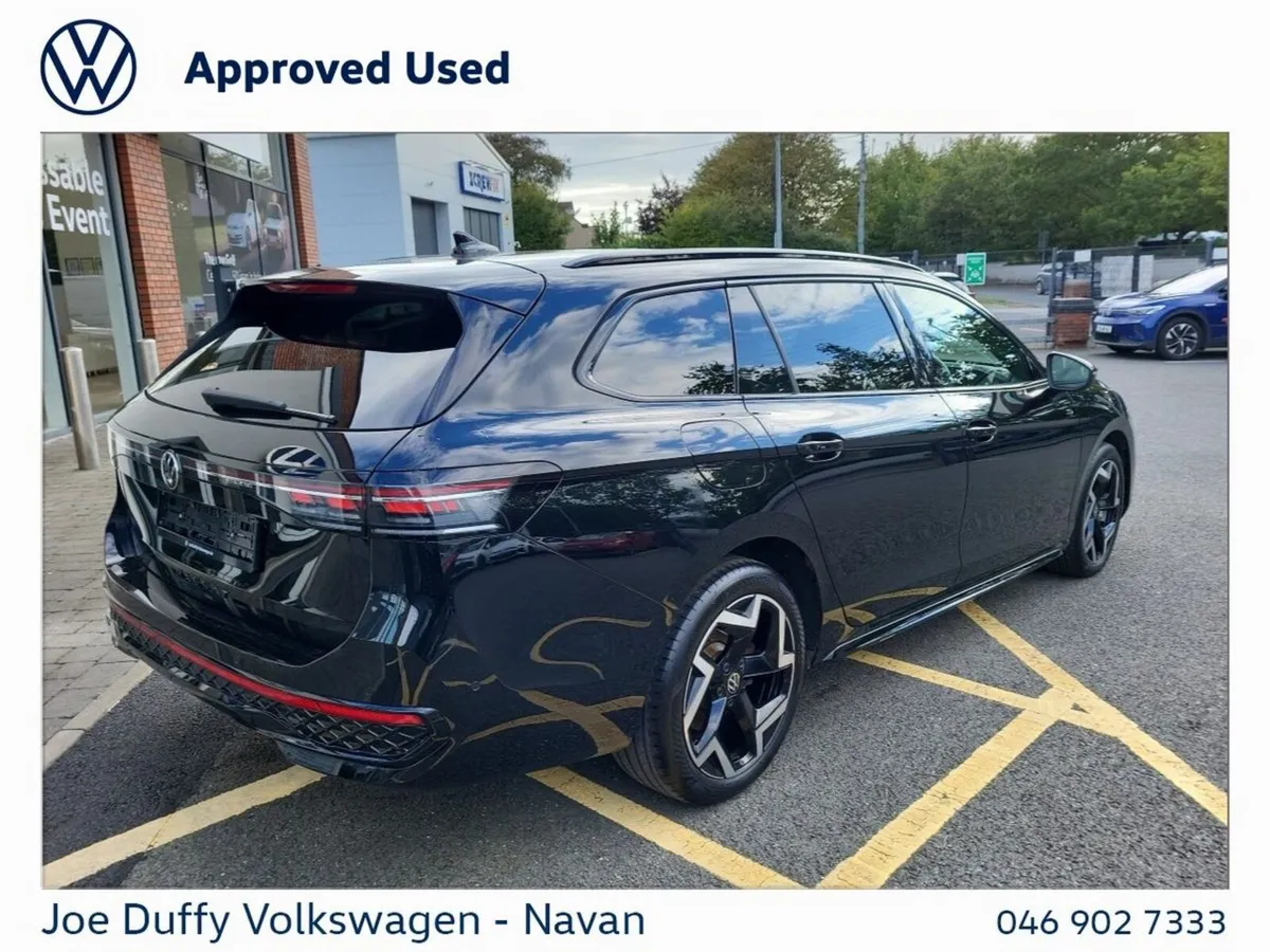 Volkswagen Passat R-LINE 1.5TSI PHEV AUTO - Image 3