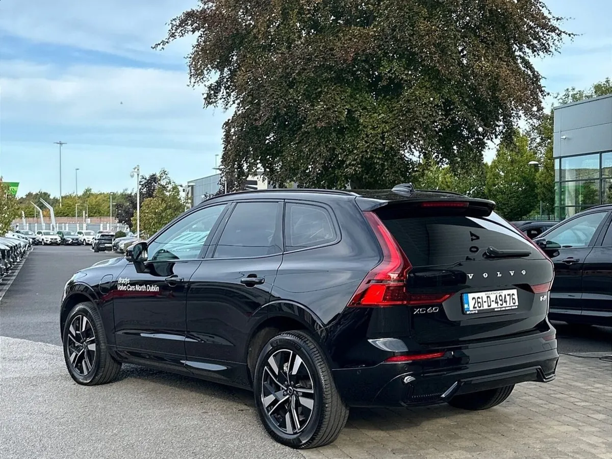 Volvo XC60 T6 Plus Dark AWD PHEV - Image 6
