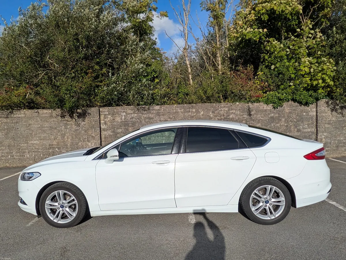 Ford Mondeo Titanium 2.0D 180bhp - Image 3