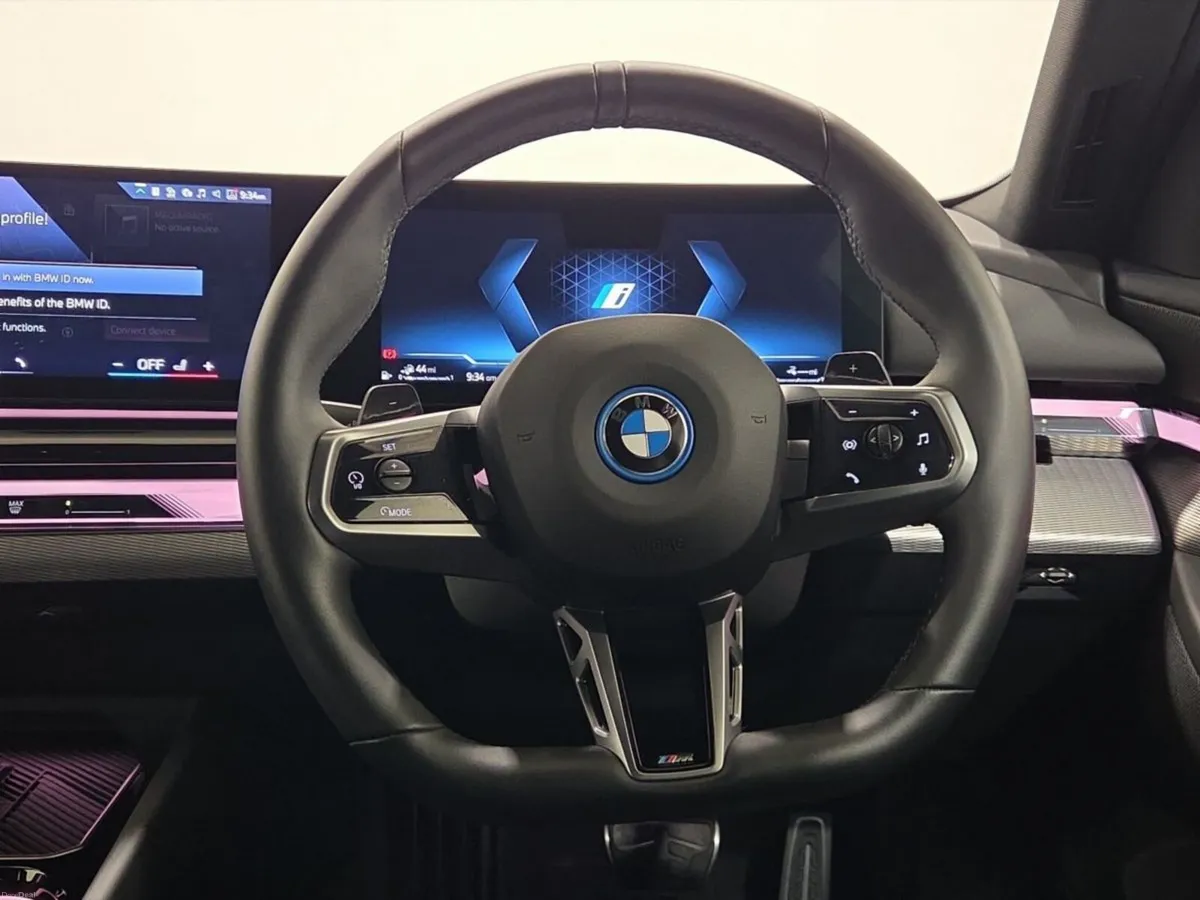 BMW 5-Series 530e M Sport Touring XB1 - Image 5